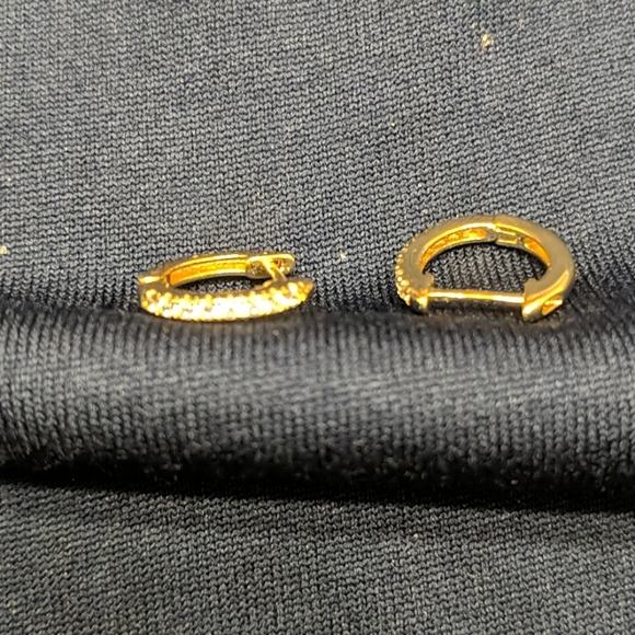 Nice fashion small hoop earrings - Picture 3 of 4